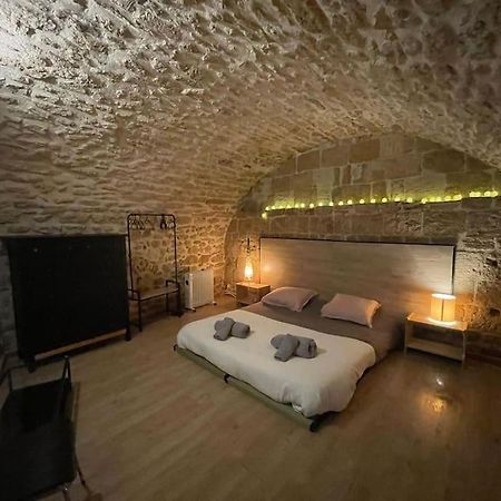 La + Belle Chambre Voutee Au Coeur De Montpellier Luaran gambar