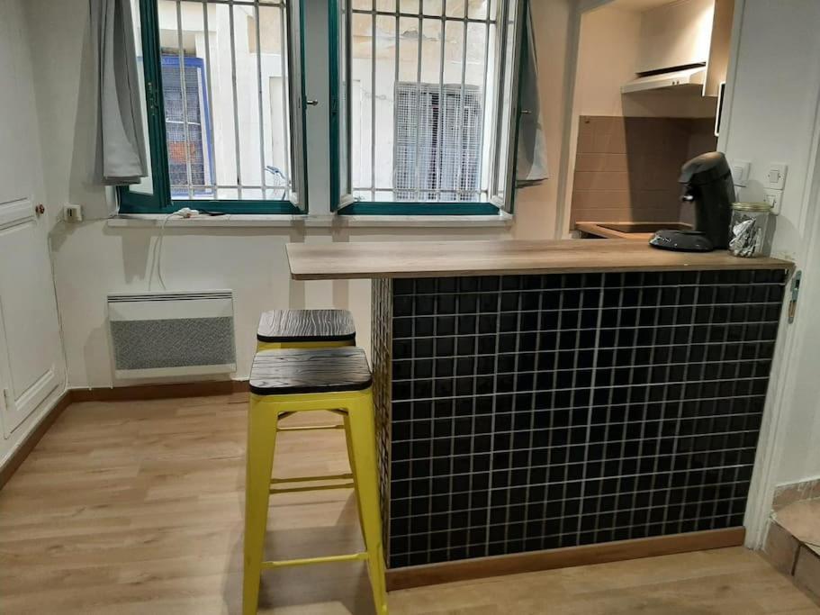 La + Belle Chambre Voutee Au Coeur De Montpellier Luaran gambar