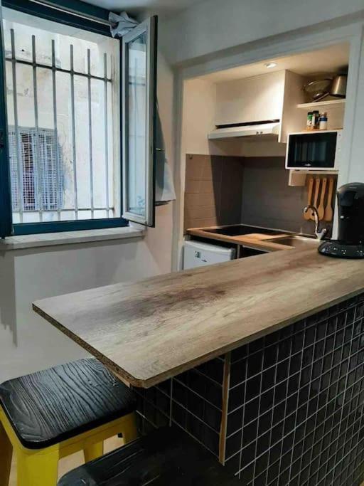 La + Belle Chambre Voutee Au Coeur De Montpellier Luaran gambar